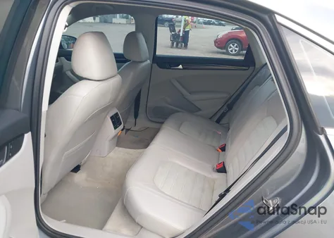 2014 Volkswagen Passat 2.0L Tdi Sel Premium from USA, damaged, VIN 1VWCN7A38EC041740